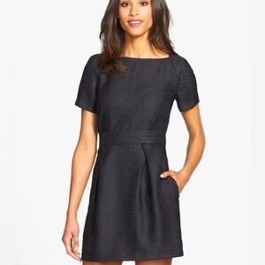 French Connection Women's Croc Luxe Short Sleeve
Sheath Dress Size 8